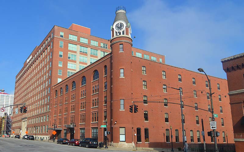 Louisville Public Warehouse